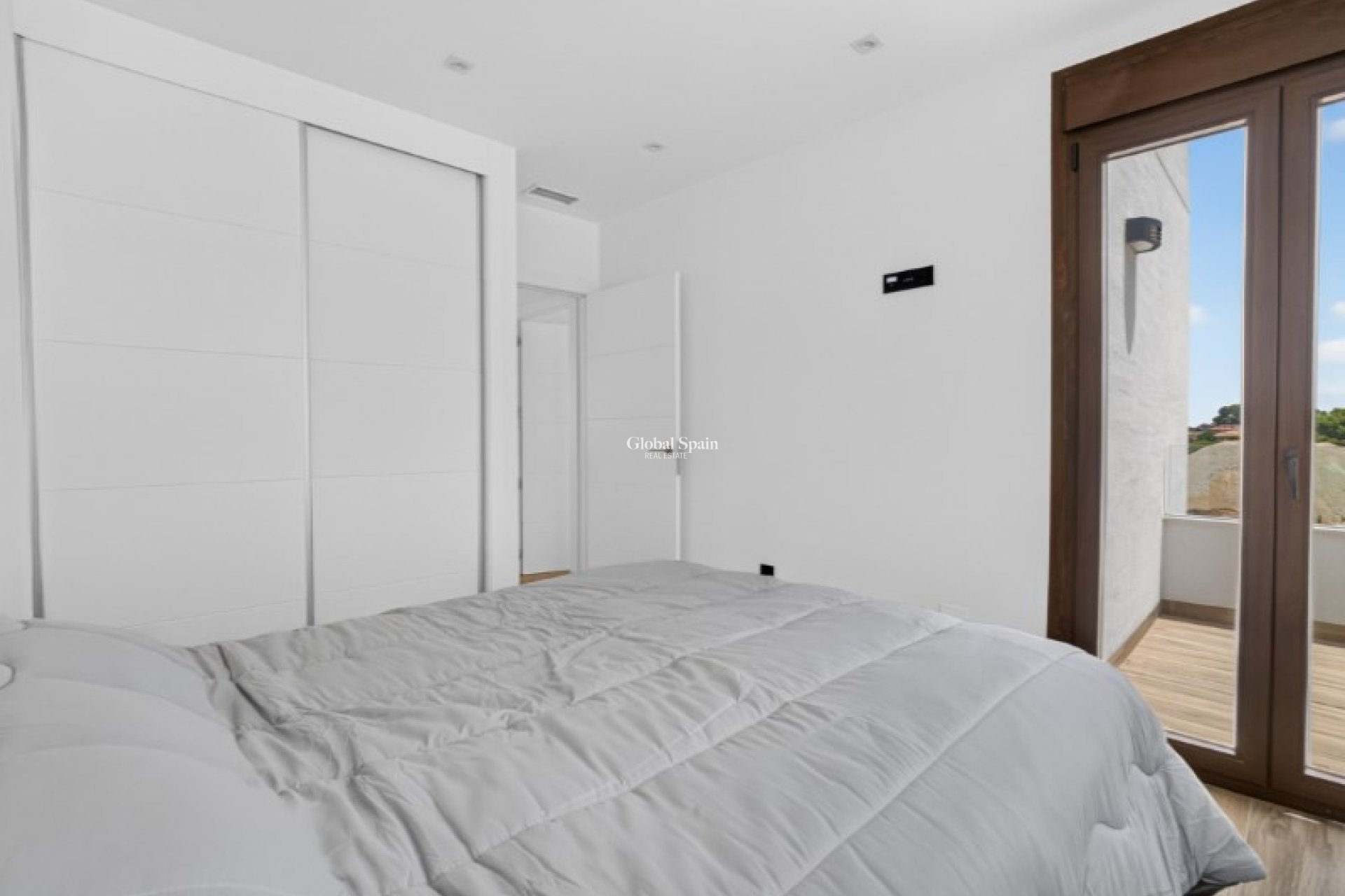 Wederverkoop - VILLA -
TORREVIEJA - Costa Blanca