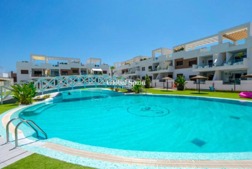 Wederverkoop - VILLA -
TORREVIEJA - Costa Blanca