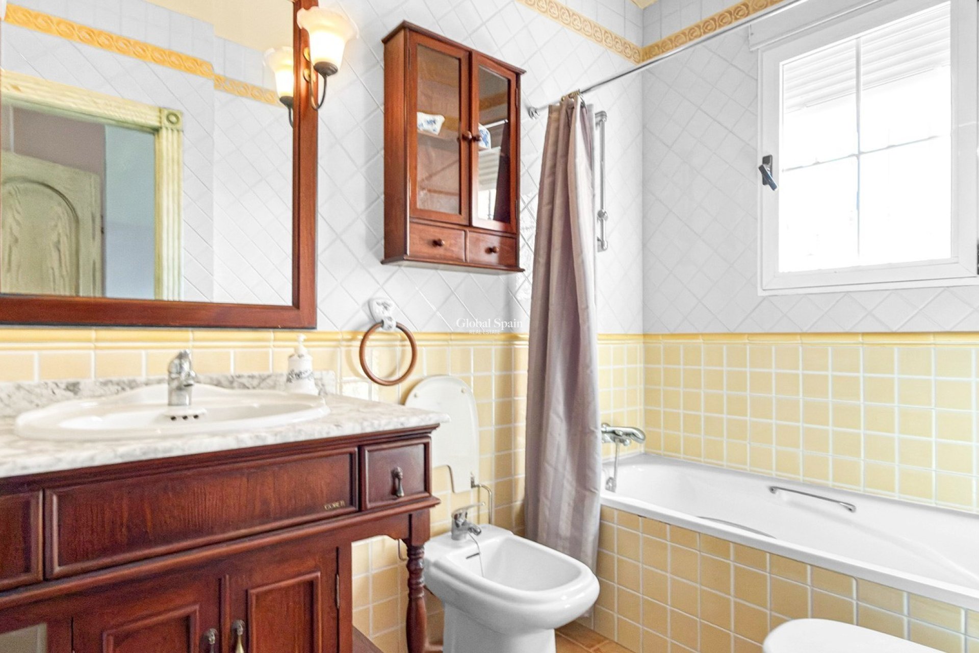 Wederverkoop - VILLA -
TORREVIEJA - Costa Blanca