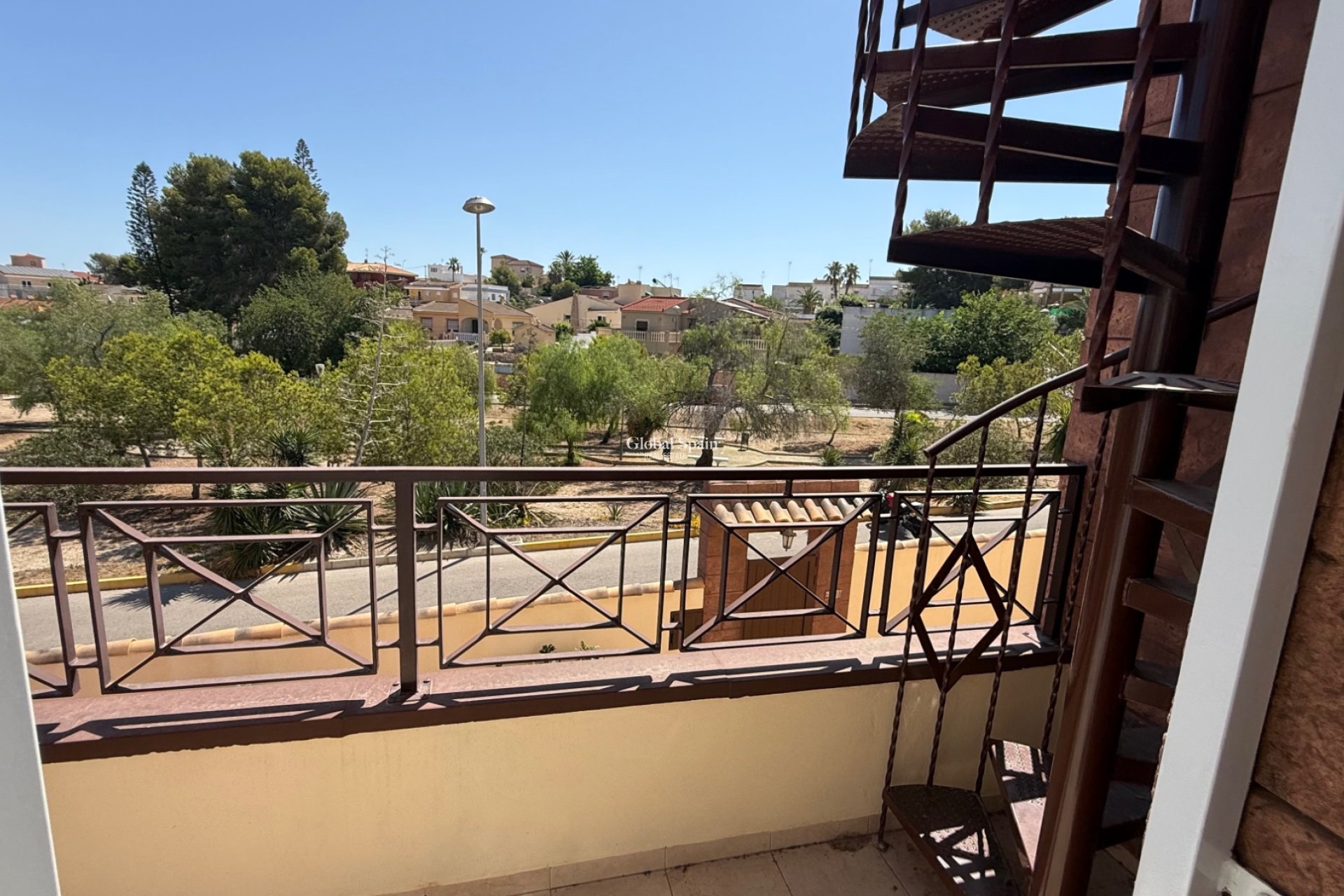 Wederverkoop - VILLA -
TORREVIEJA - Costa Blanca