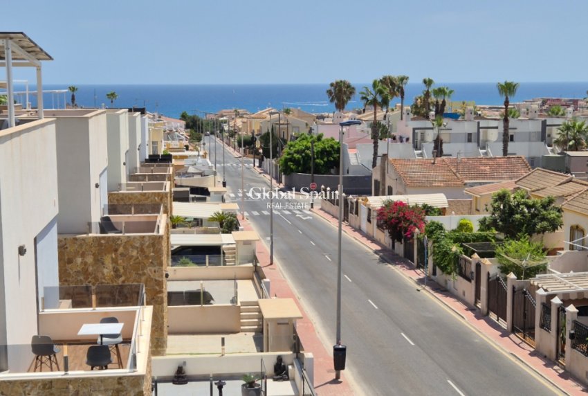 Wederverkoop - VILLA -
TORREVIEJA - Costa Blanca
