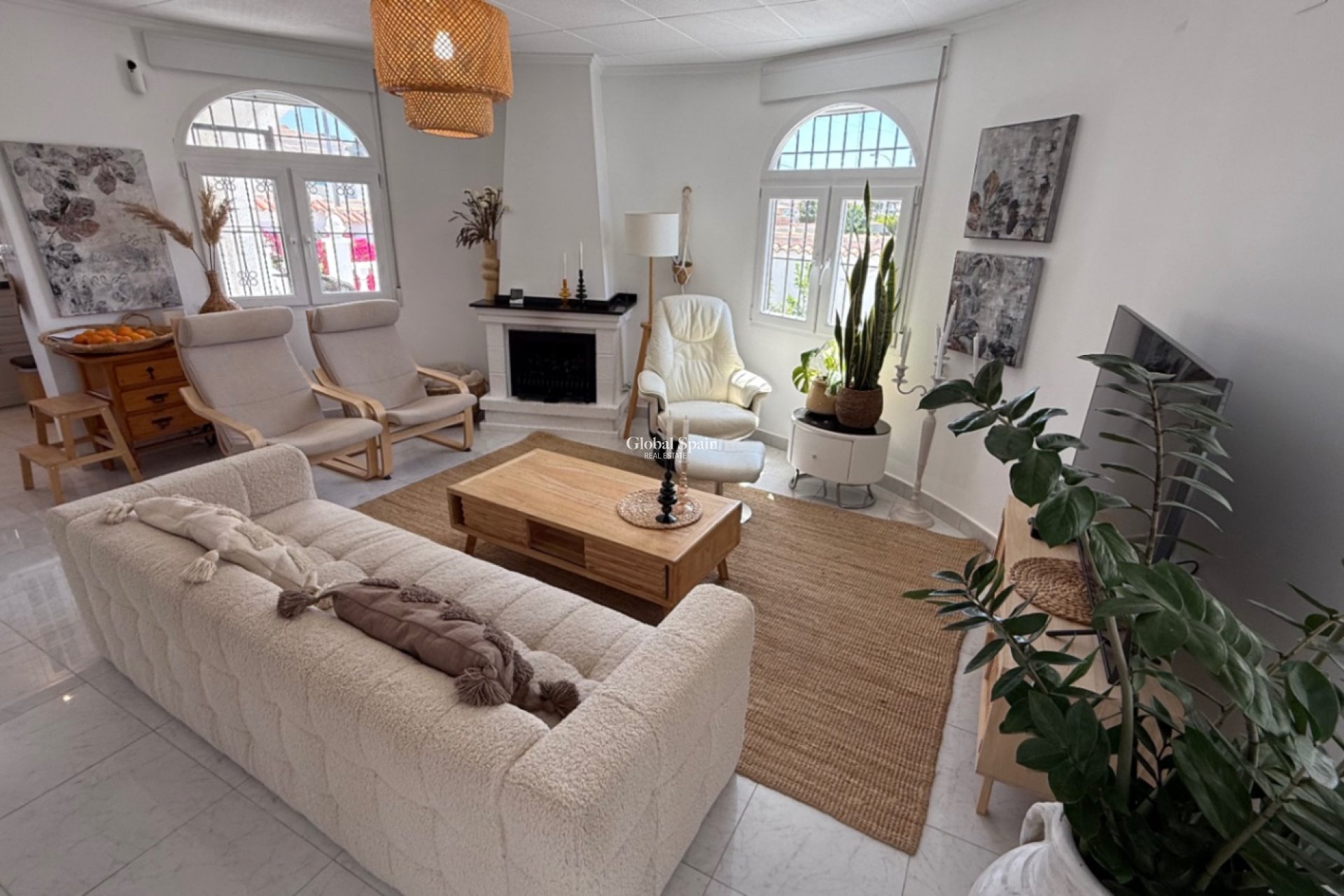 Wederverkoop - VILLA -
TORREVIEJA - Costa Blanca