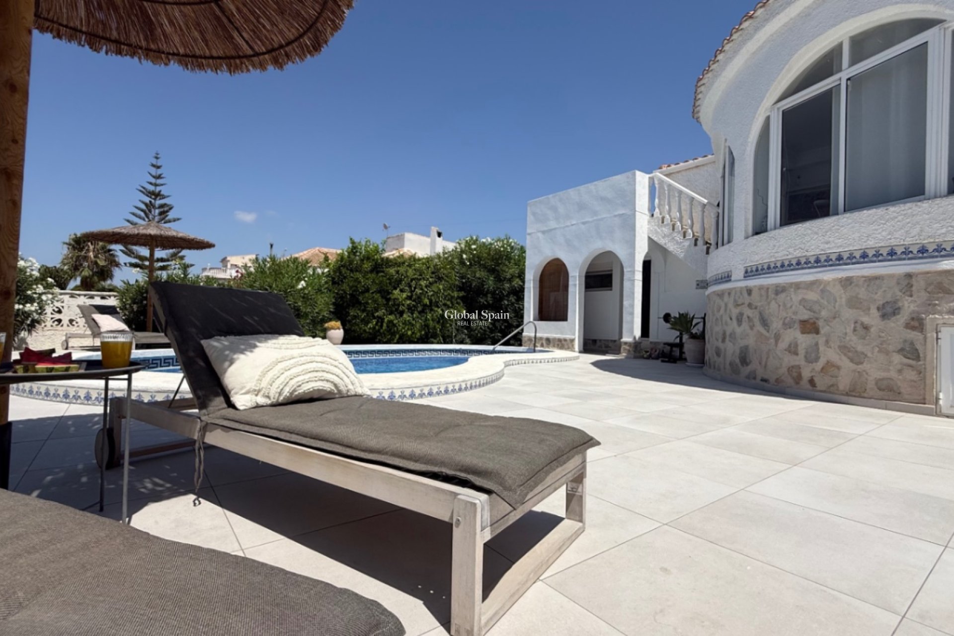 Wederverkoop - VILLA -
TORREVIEJA - Costa Blanca