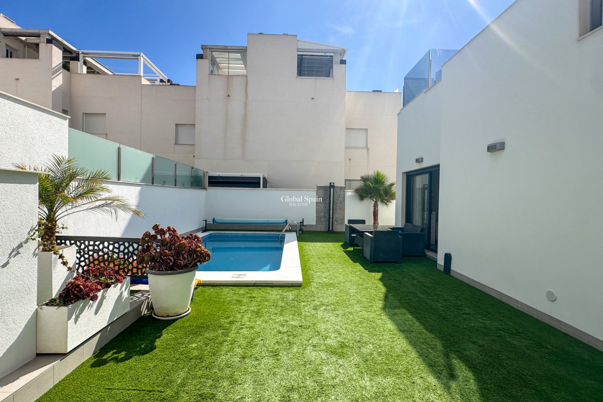 Wederverkoop - VILLA -
TORREVIEJA - Costa Blanca