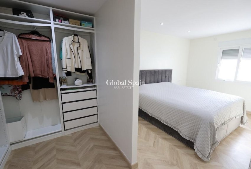 Wederverkoop - VILLA -
TORREVIEJA - Costa Blanca
