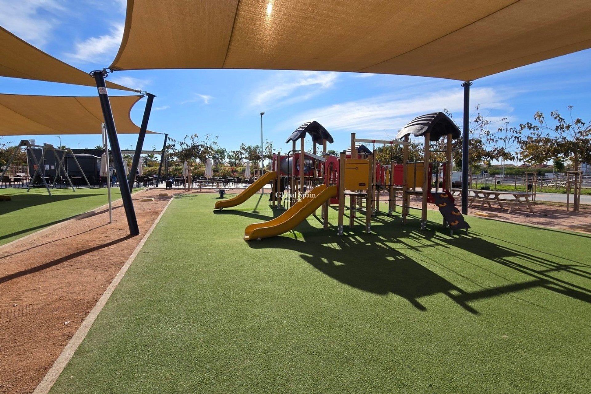 Wederverkoop - VILLA -
TORREVIEJA - El Chaparal