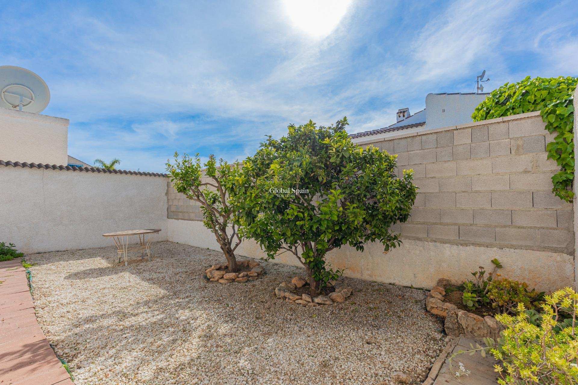 Wederverkoop - VILLA -
TORREVIEJA - El chaparral