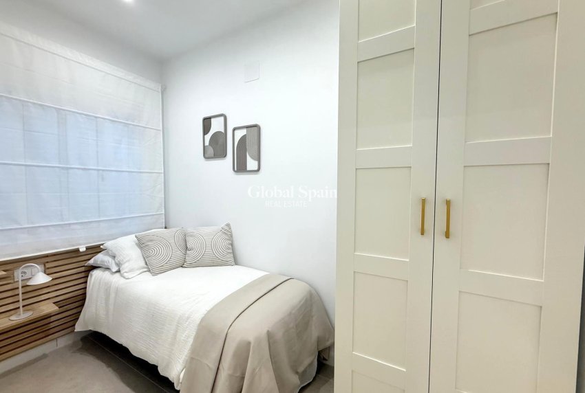 Wederverkoop - VILLA -
TORREVIEJA - El Chaparral