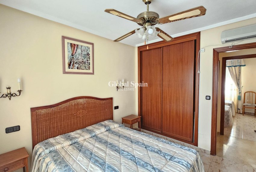 Wederverkoop - VILLA -
TORREVIEJA - El Chaparral