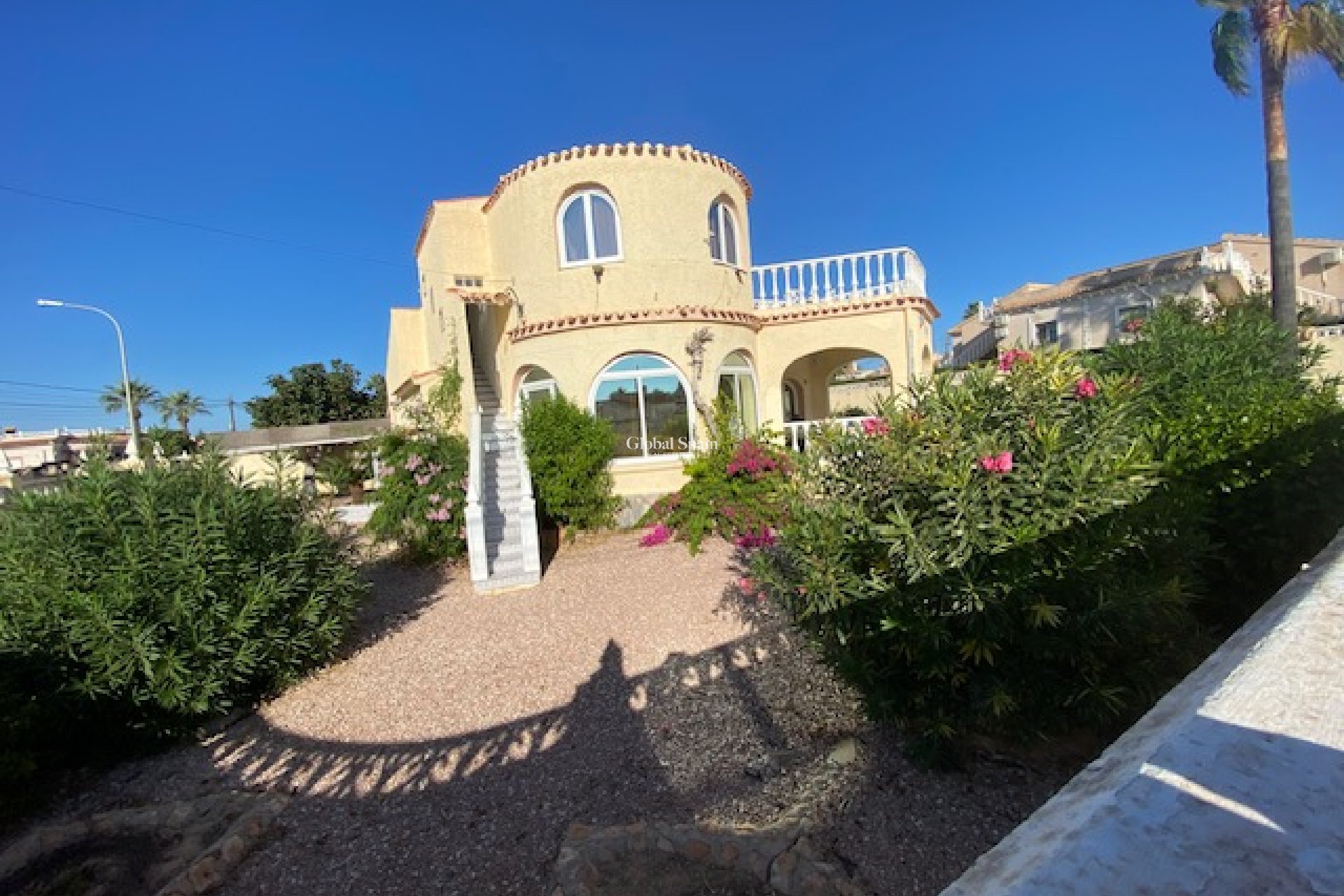 Wederverkoop - VILLA -
TORREVIEJA - El Chaparral