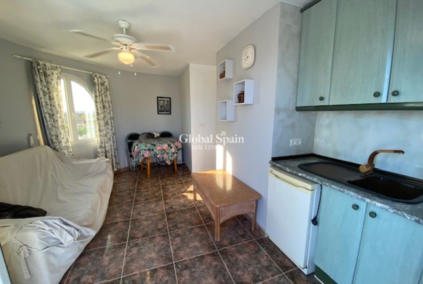 Wederverkoop - VILLA -
TORREVIEJA - El Chaparral