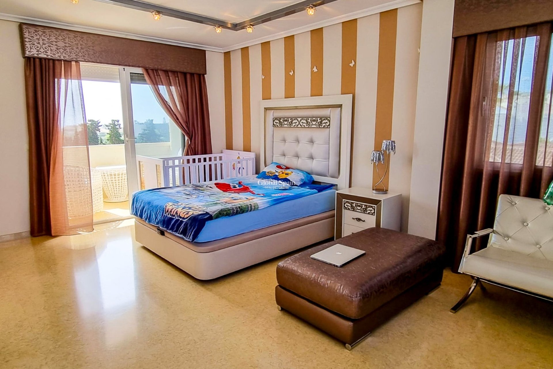 Wederverkoop - VILLA -
TORREVIEJA - La Mata