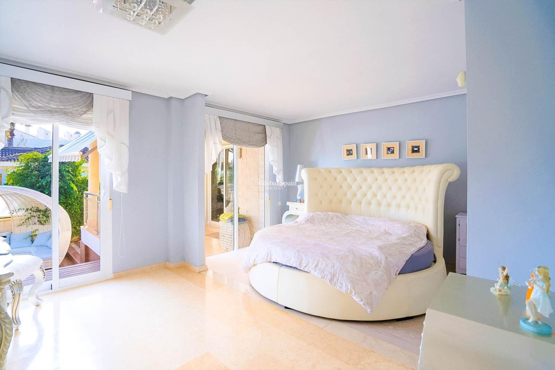 Wederverkoop - VILLA -
TORREVIEJA - La Mata