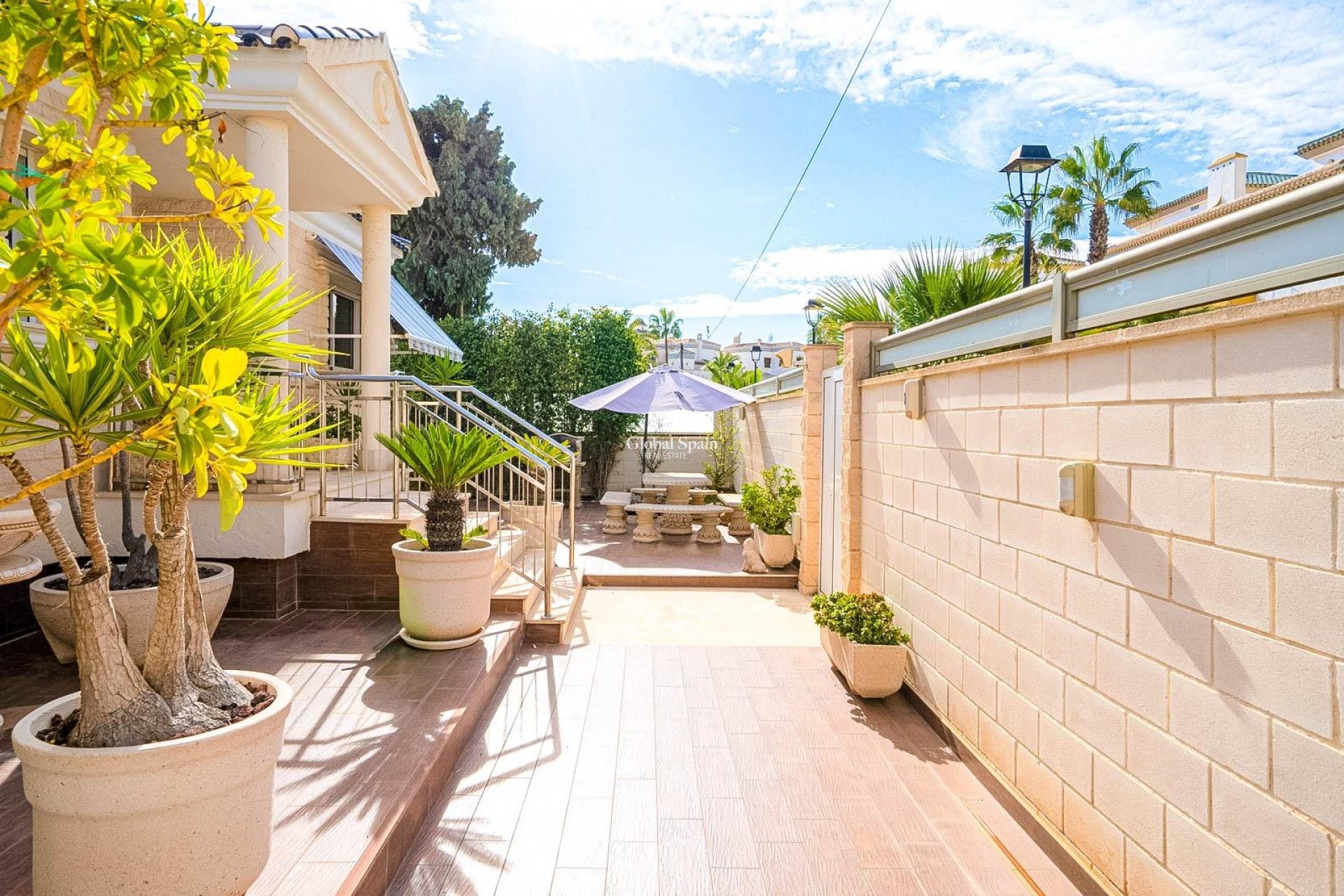 Wederverkoop - VILLA -
TORREVIEJA - La Mata