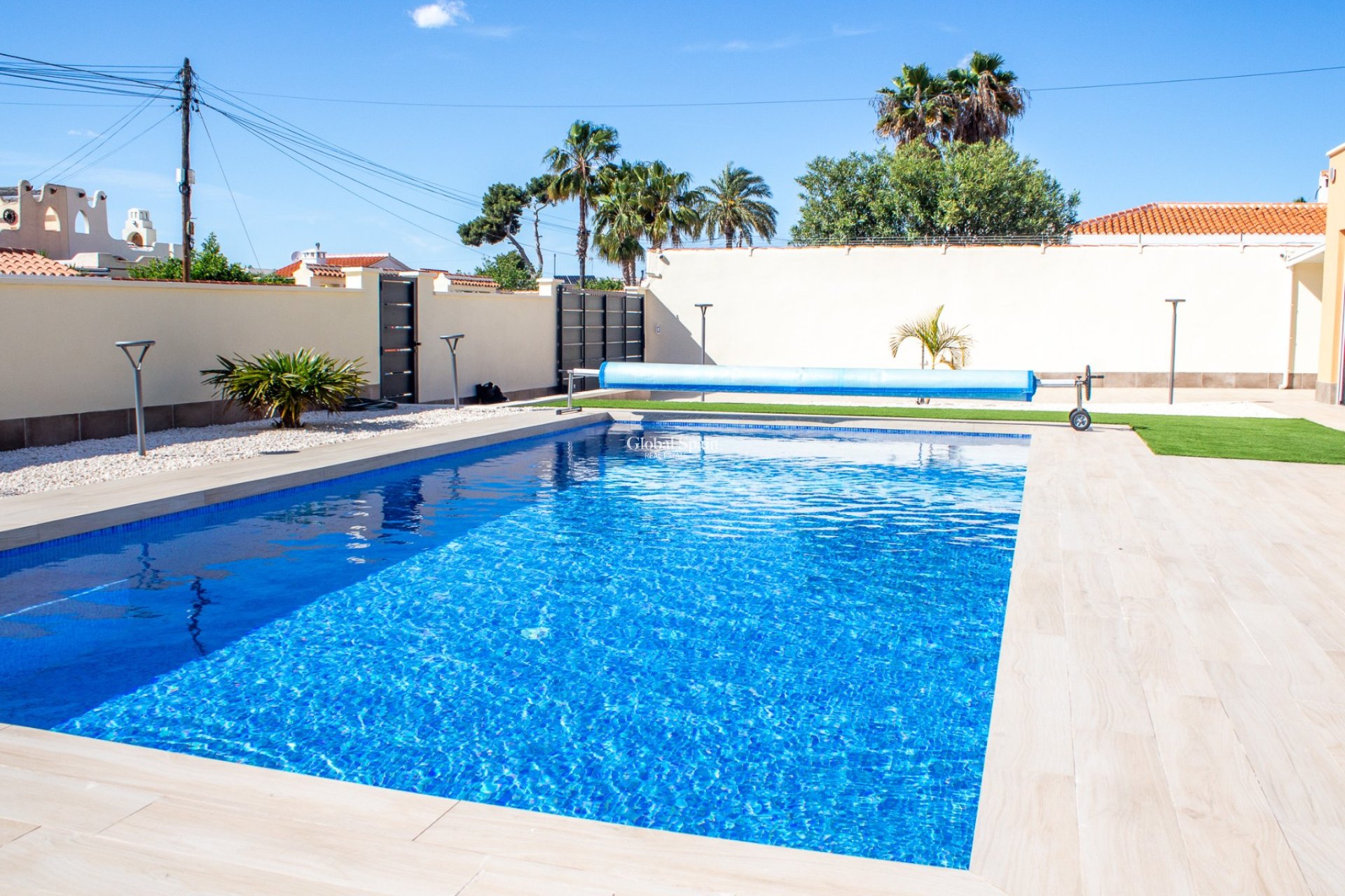Wederverkoop - VILLA -
TORREVIEJA - La Siesta - El Salado - Torreta