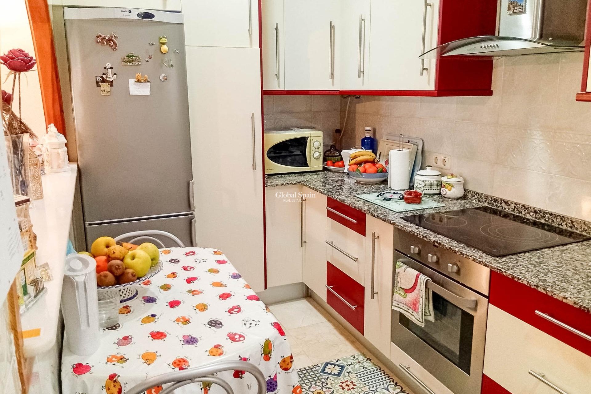 Wederverkoop - VILLA -
TORREVIEJA - La Siesta - El Salado - Torreta