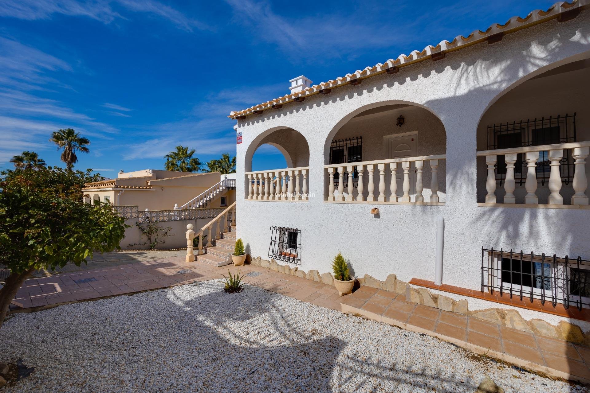 Wederverkoop - VILLA -
TORREVIEJA - La Siesta - El Salado - Torreta