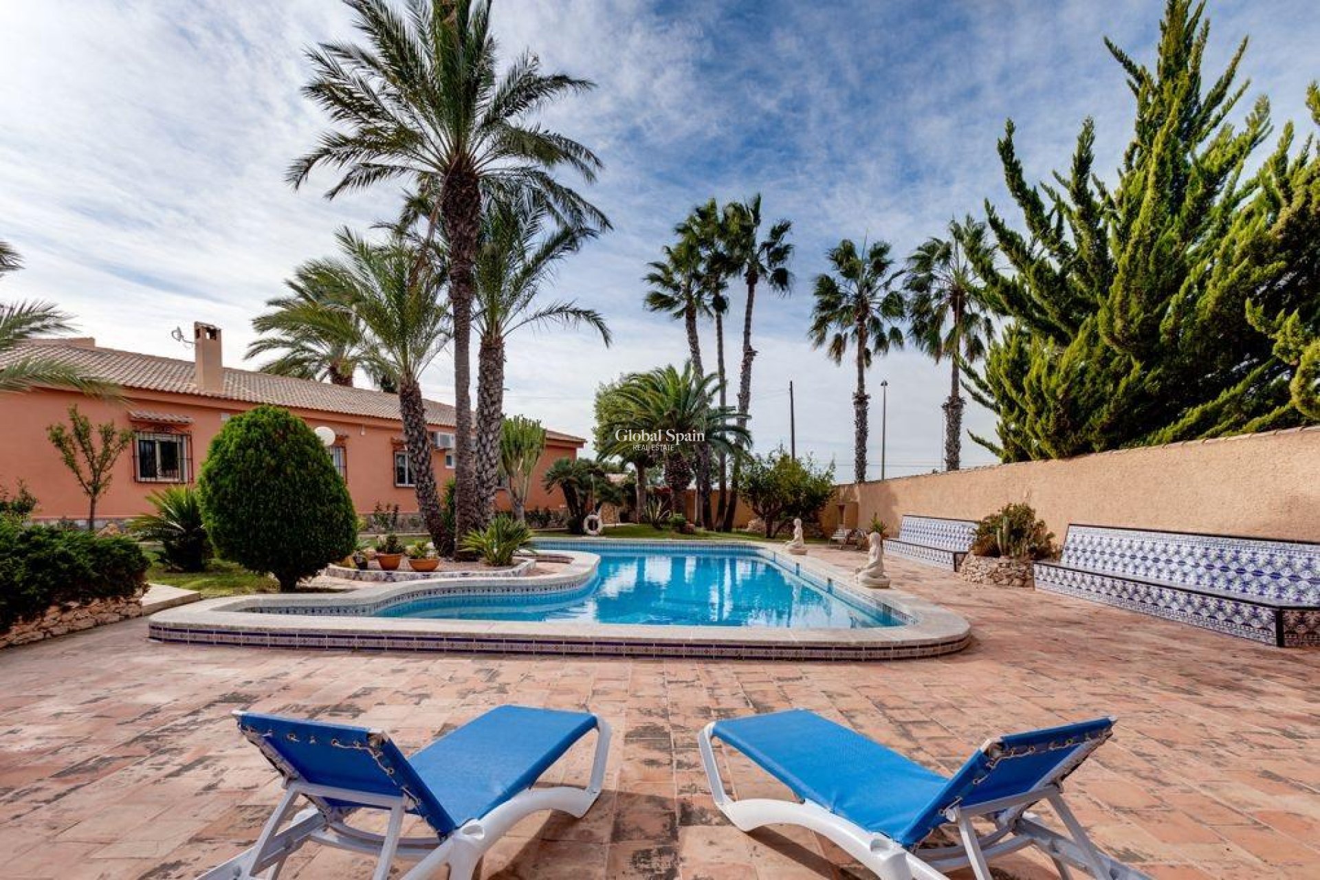 Wederverkoop - VILLA -
TORREVIEJA - La Siesta - El Salado - Torreta