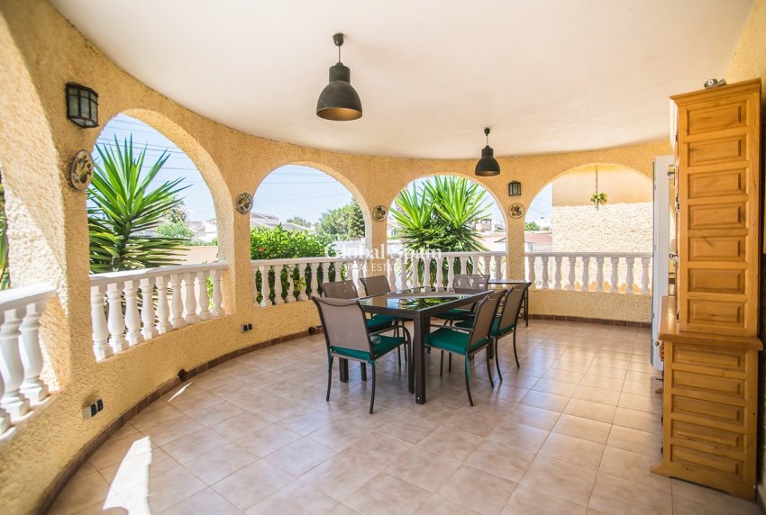 Wederverkoop - Villa -
TORREVIEJA - La Siesta