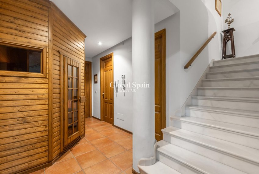 Wederverkoop - Villa -
TORREVIEJA - La Veleta