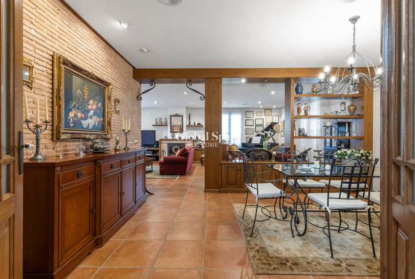 Wederverkoop - VILLA -
TORREVIEJA - La Veleta