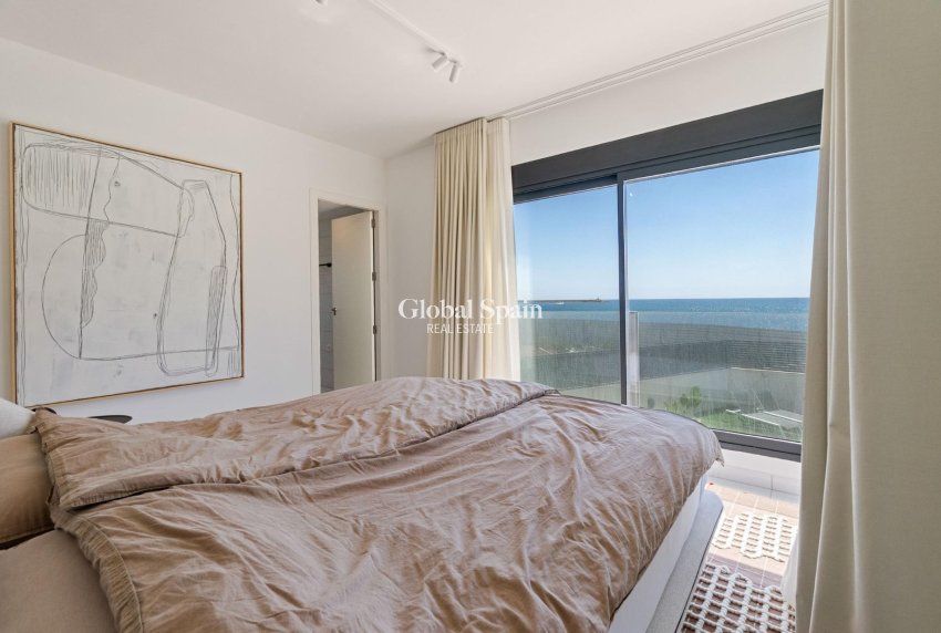 Wederverkoop - VILLA -
TORREVIEJA - La Veleta