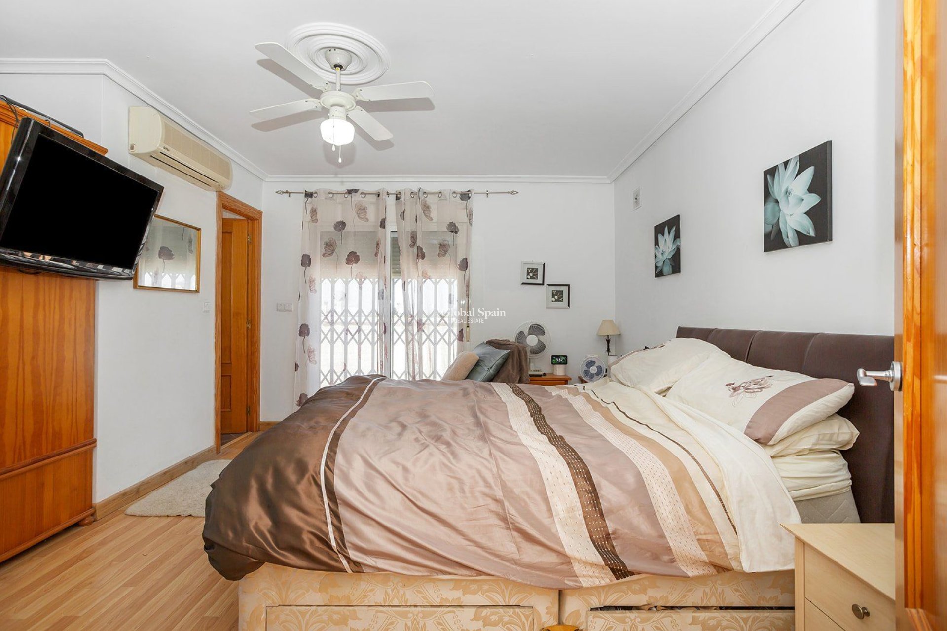 Wederverkoop - Villa -
TORREVIEJA - LOS BALCONES - LOS ALTOS