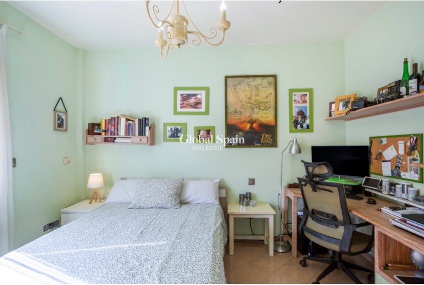 Wederverkoop - Villa -
TORREVIEJA - LOS BALCONES - LOS ALTOS