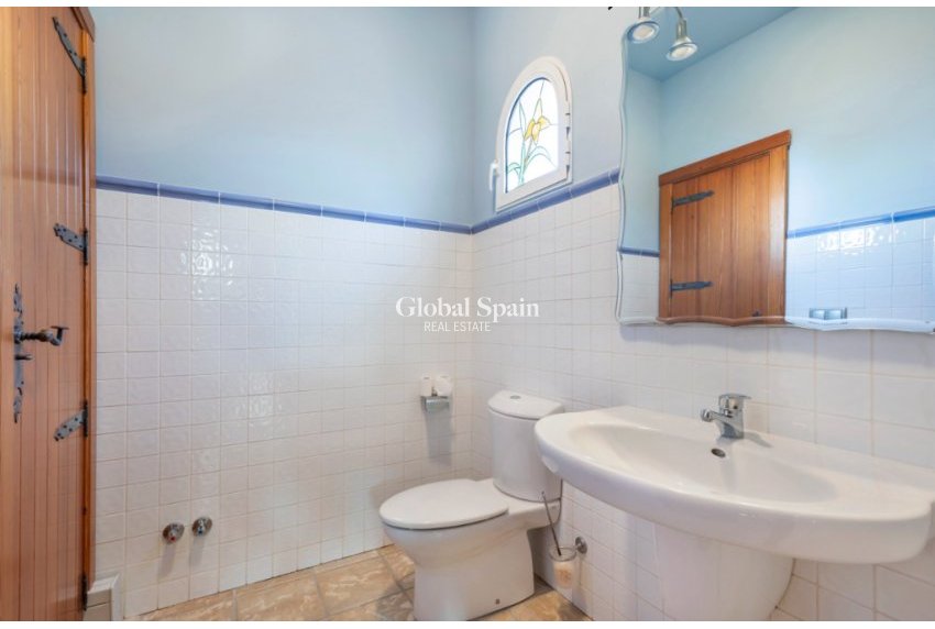 Wederverkoop - Villa -
TORREVIEJA - LOS BALCONES - LOS ALTOS