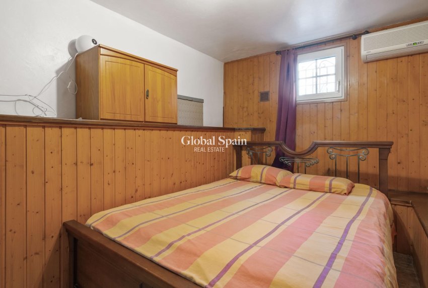 Wederverkoop - VILLA -
TORREVIEJA - LOS BALCONES - LOS ALTOS