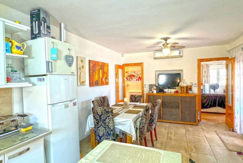 Wederverkoop - VILLA -
TORREVIEJA - LOS BALCONES - LOS ALTOS