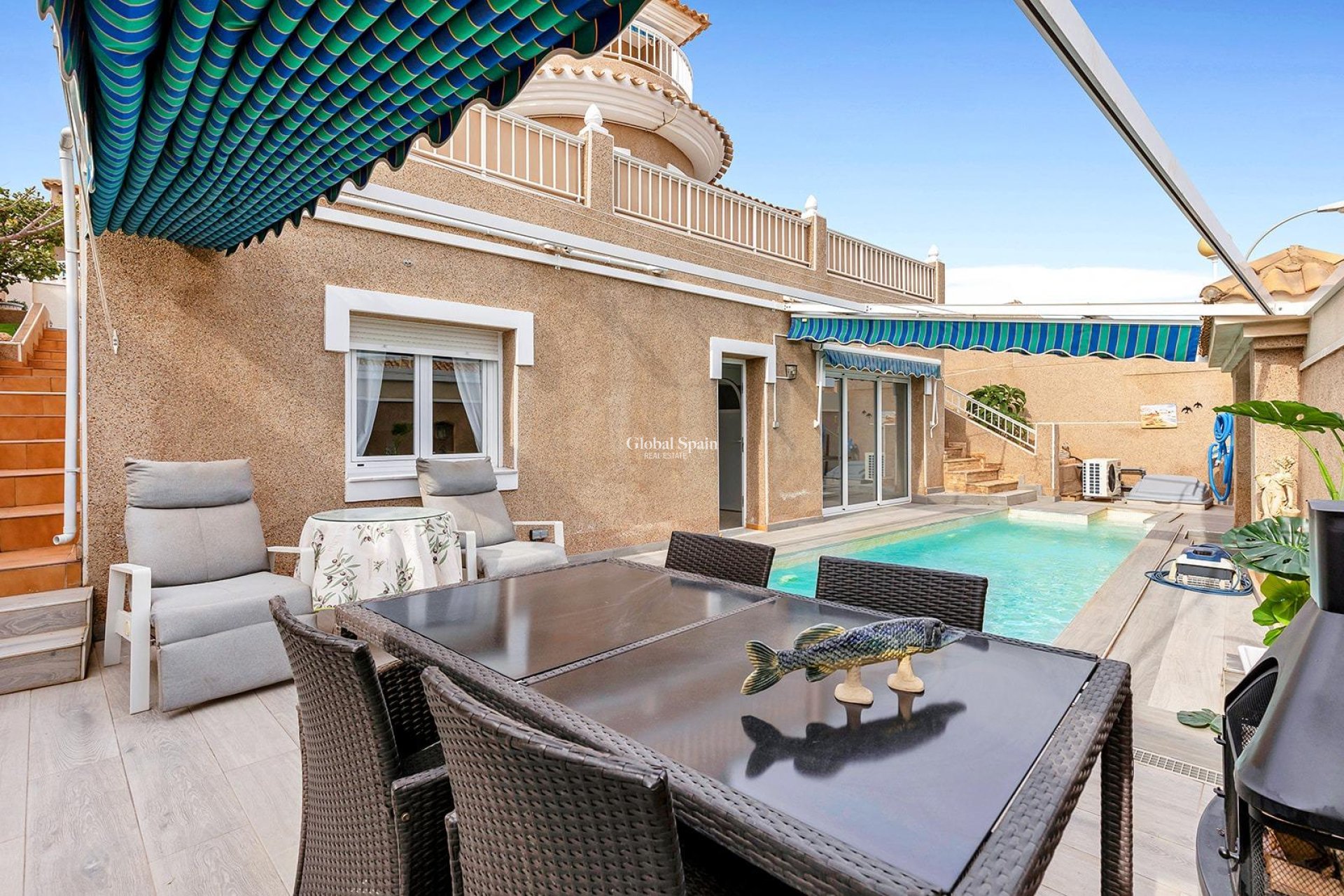 Wederverkoop - VILLA -
TORREVIEJA - LOS BALCONES - LOS ALTOS