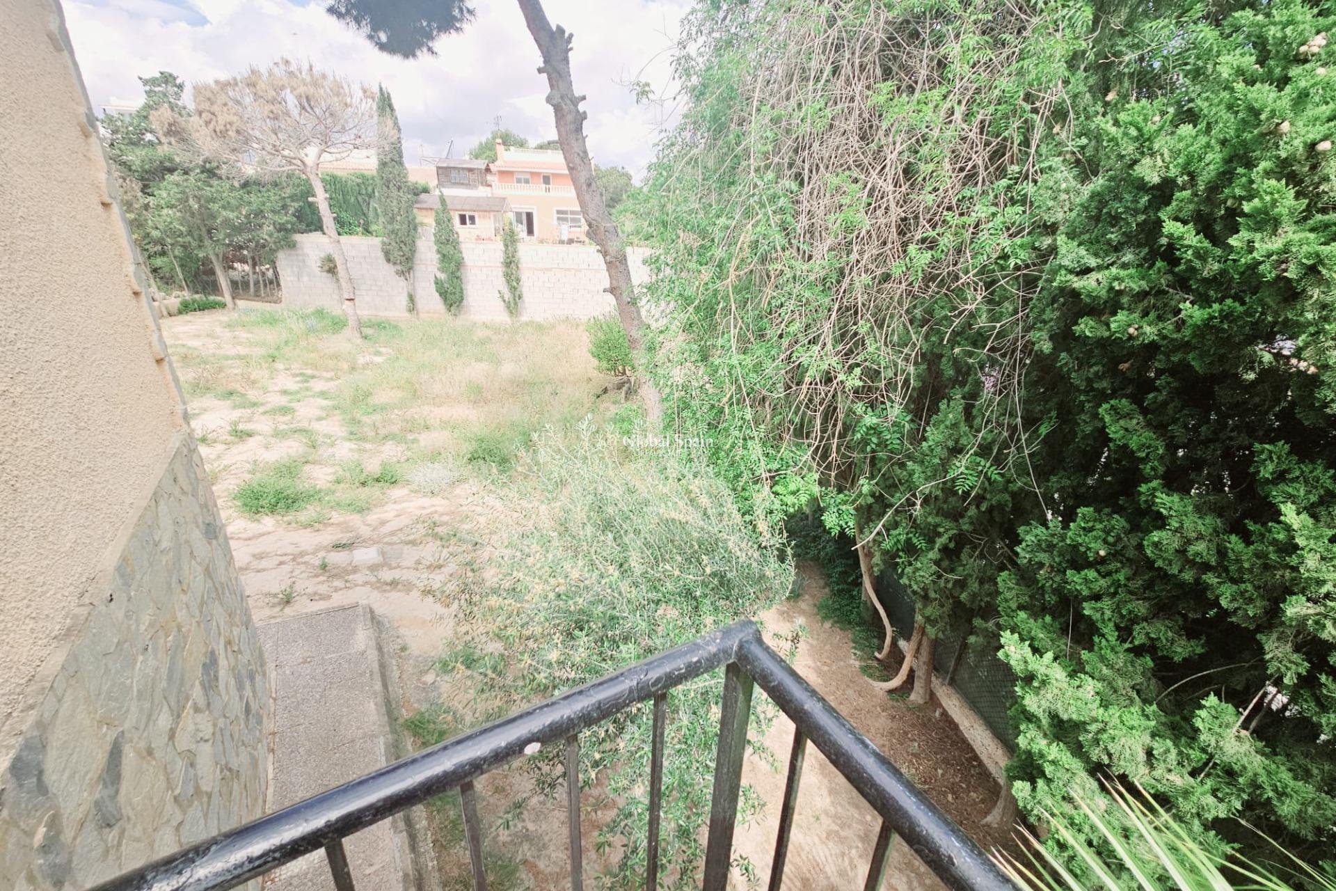 Wederverkoop - VILLA -
TORREVIEJA - LOS BALCONES - LOS ALTOS