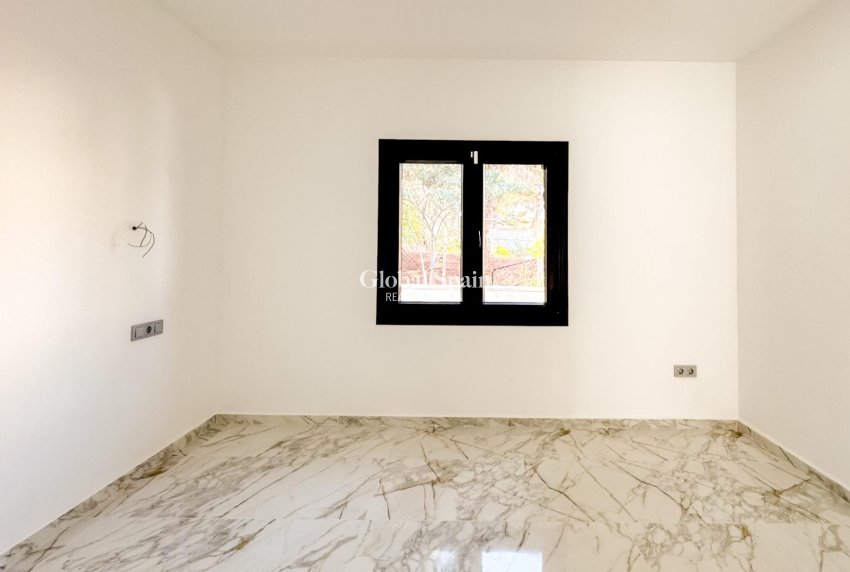 Wederverkoop - VILLA -
TORREVIEJA - LOS BALCONES - LOS ALTOS