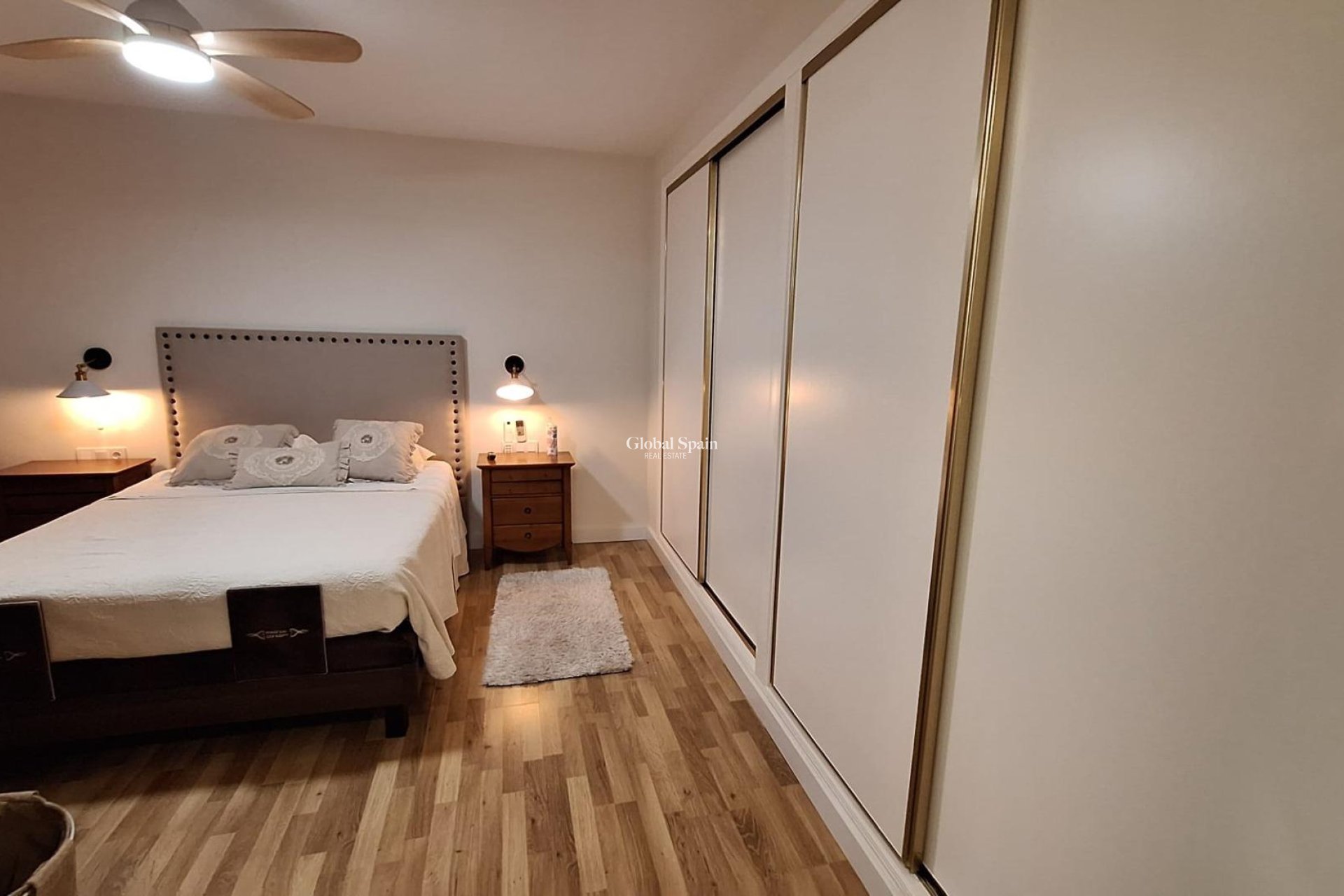 Wederverkoop - VILLA -
TORREVIEJA - LOS BALCONES - LOS ALTOS