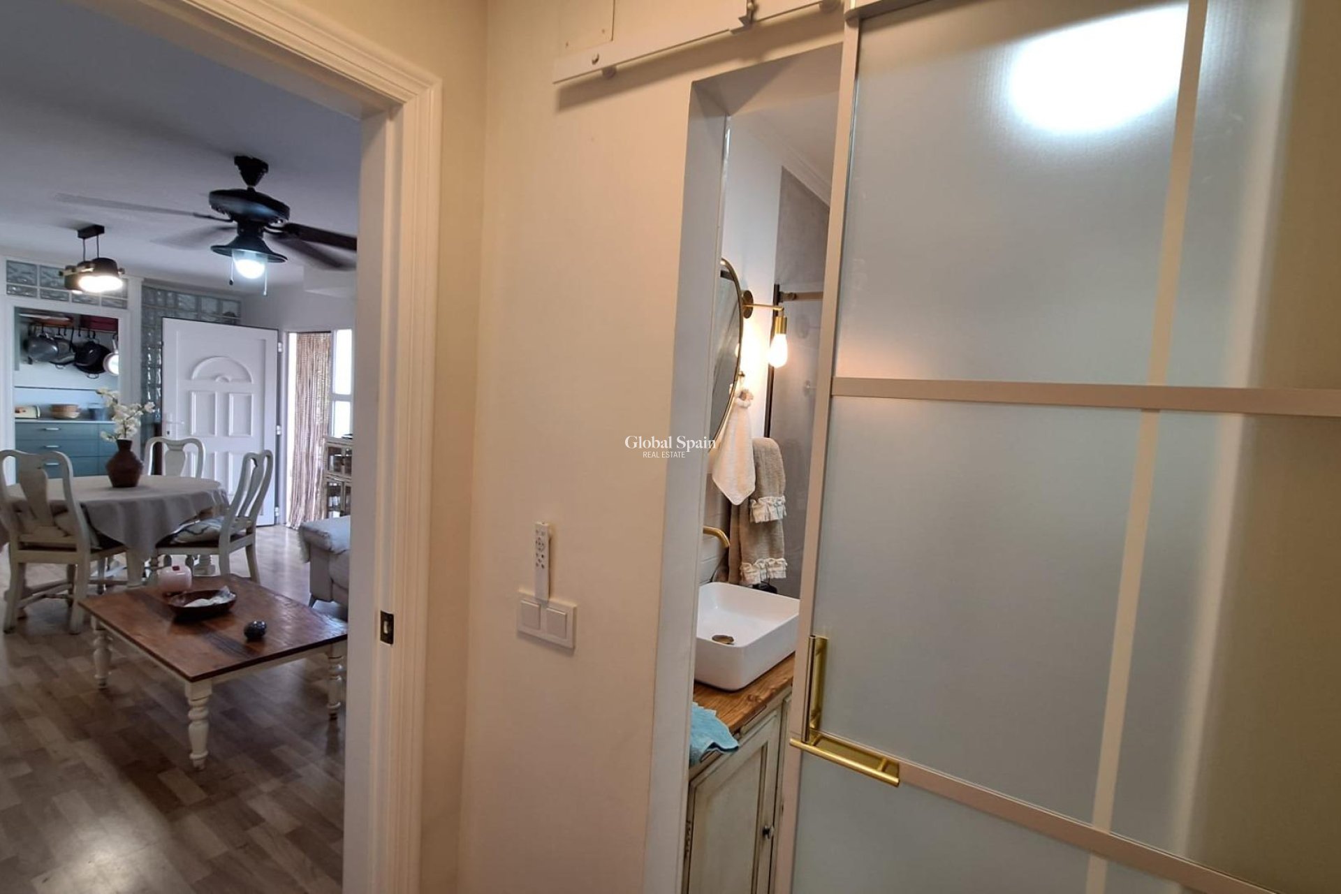 Wederverkoop - VILLA -
TORREVIEJA - LOS BALCONES - LOS ALTOS