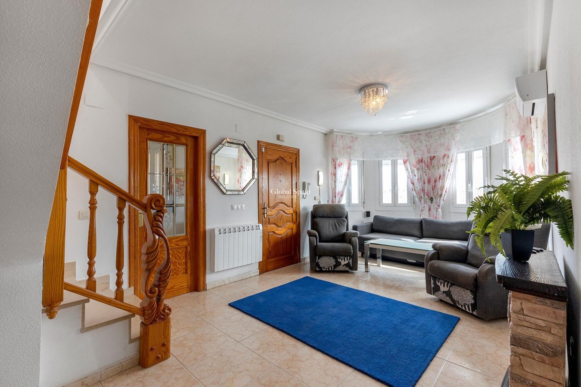 Wederverkoop - VILLA -
TORREVIEJA - LOS BALCONES - LOS ALTOS