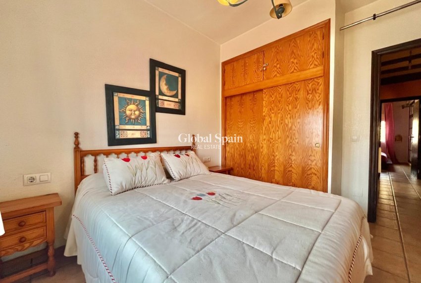 Wederverkoop - VILLA -
TORREVIEJA - LOS BALCONES - LOS ALTOS