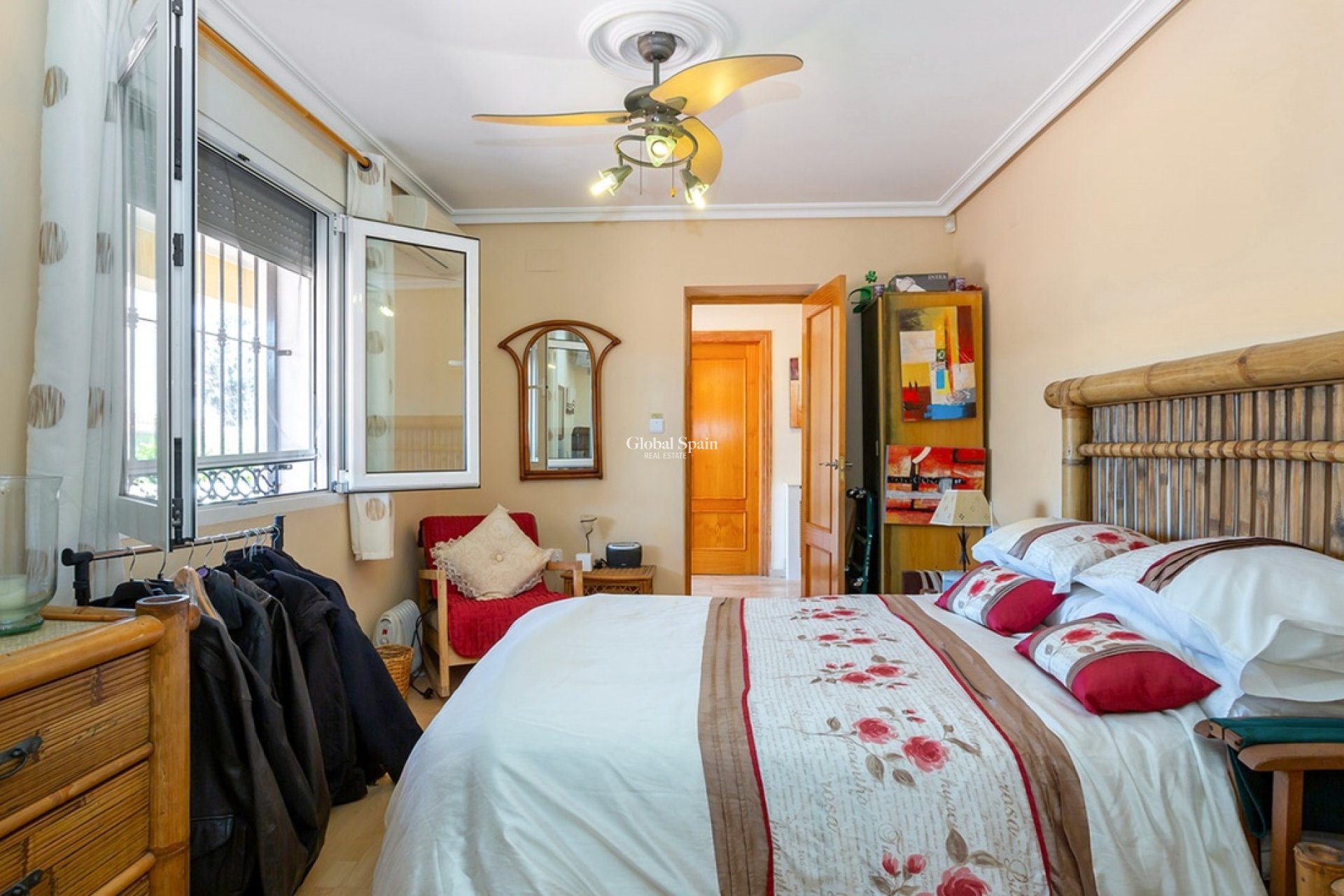 Wederverkoop - VILLA -
TORREVIEJA - LOS BALCONES - LOS ALTOS