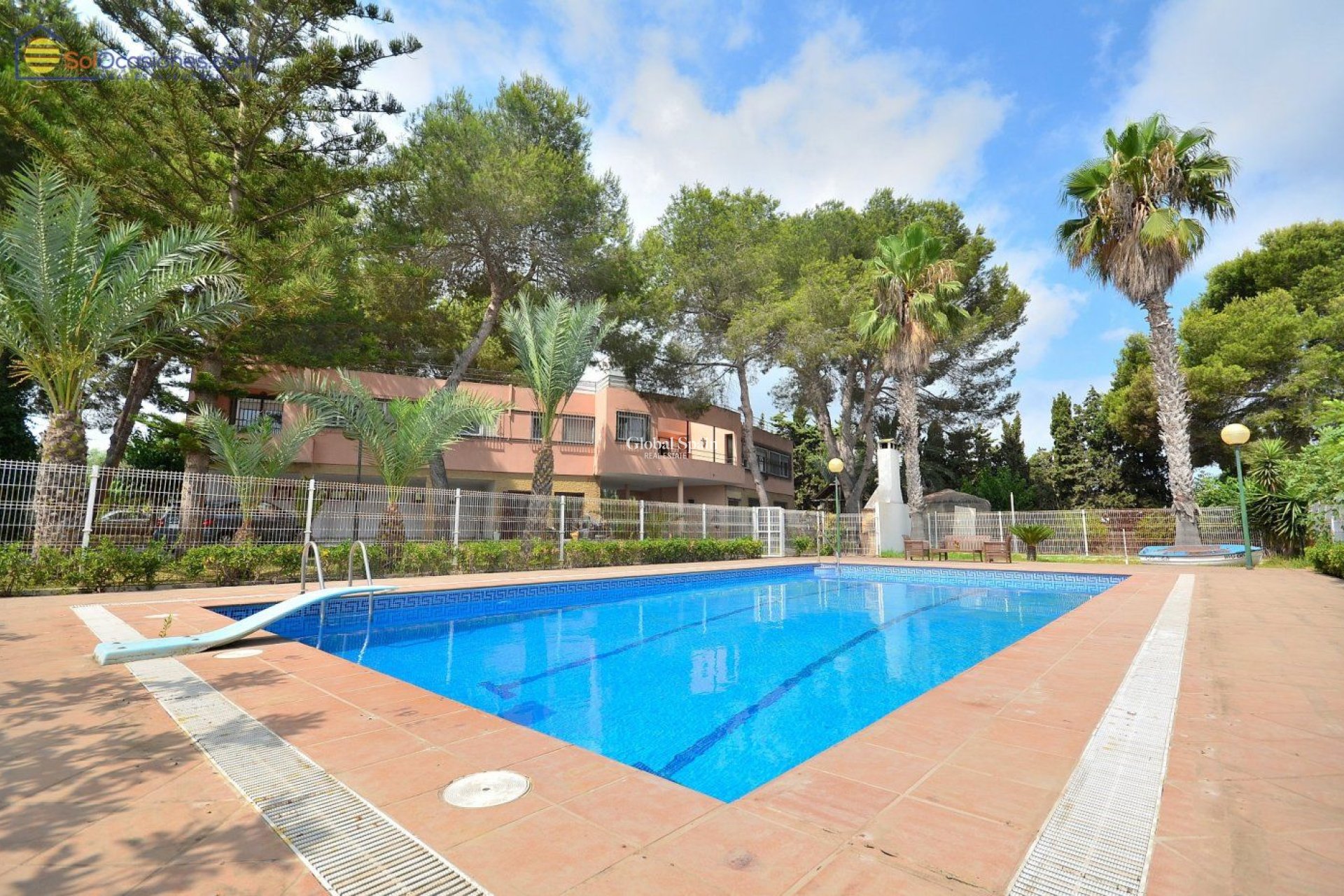 Wederverkoop - VILLA -
TORREVIEJA - LOS BALCONES - LOS ALTOS