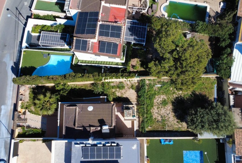 Wederverkoop - VILLA -
TORREVIEJA - LOS BALCONES - LOS ALTOS