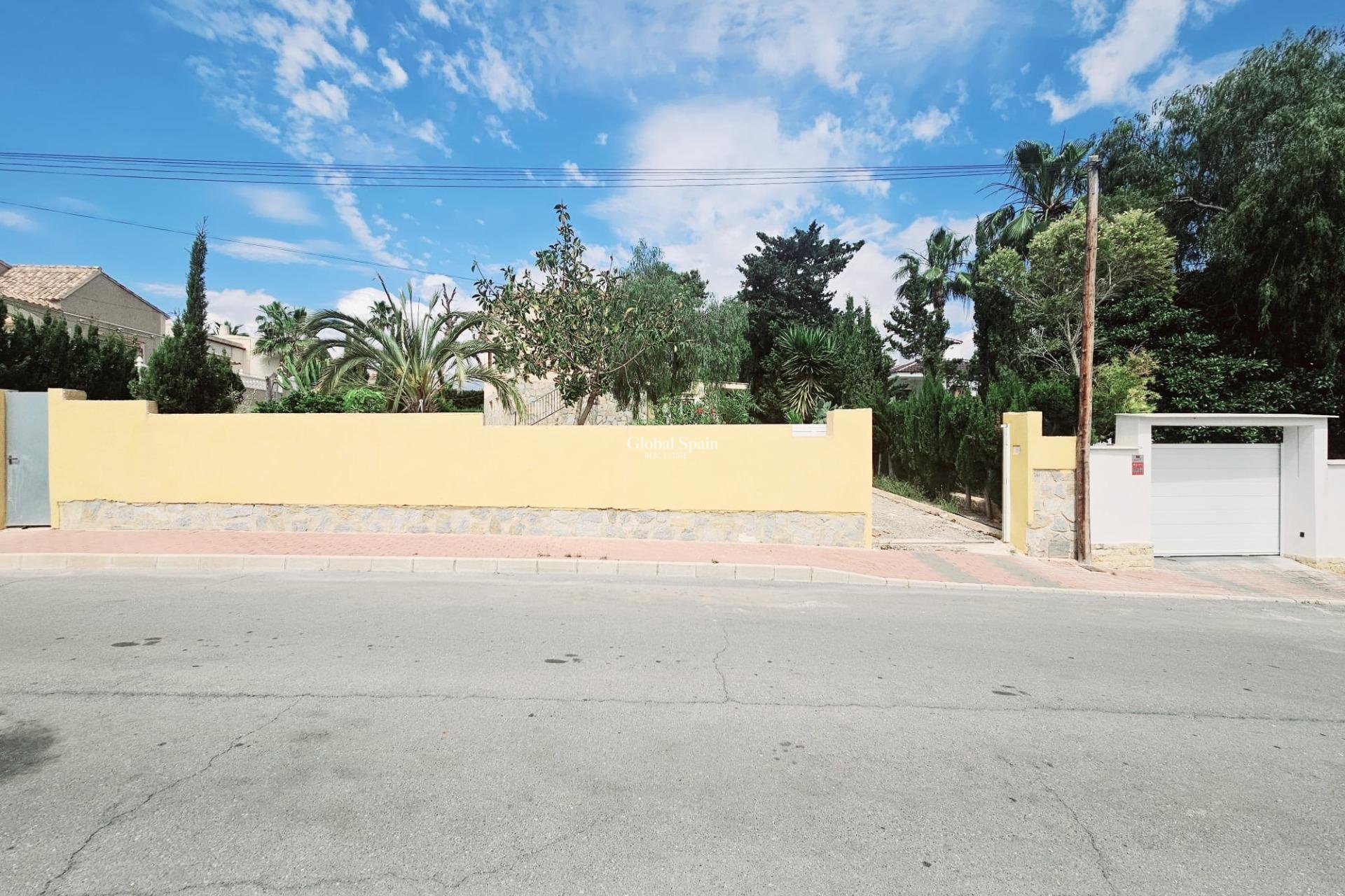 Wederverkoop - VILLA -
TORREVIEJA - LOS BALCONES - LOS ALTOS