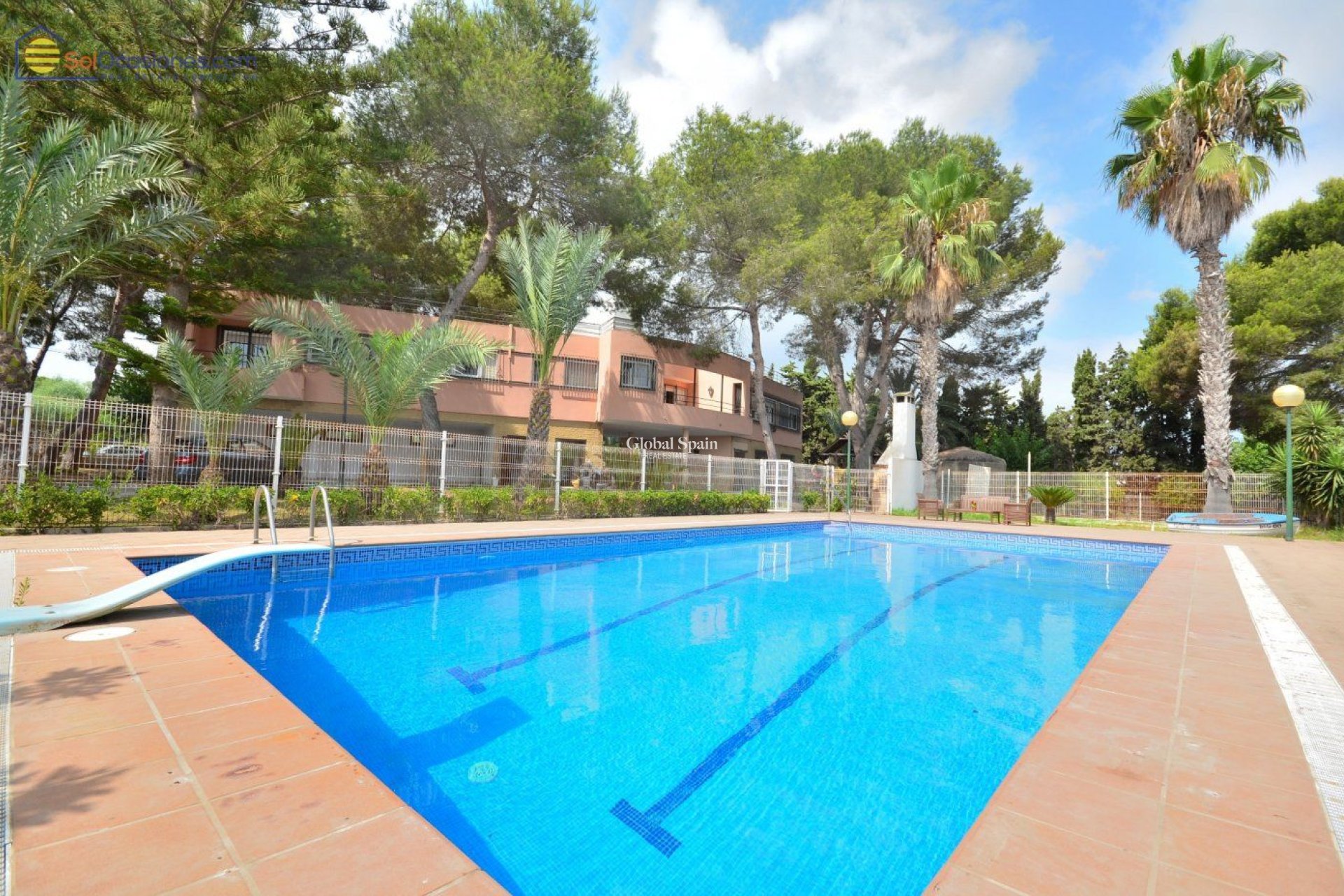 Wederverkoop - VILLA -
TORREVIEJA - LOS BALCONES - LOS ALTOS