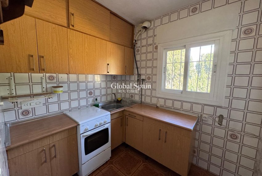 Wederverkoop - VILLA -
TORREVIEJA - LOS BALCONES - LOS ALTOS