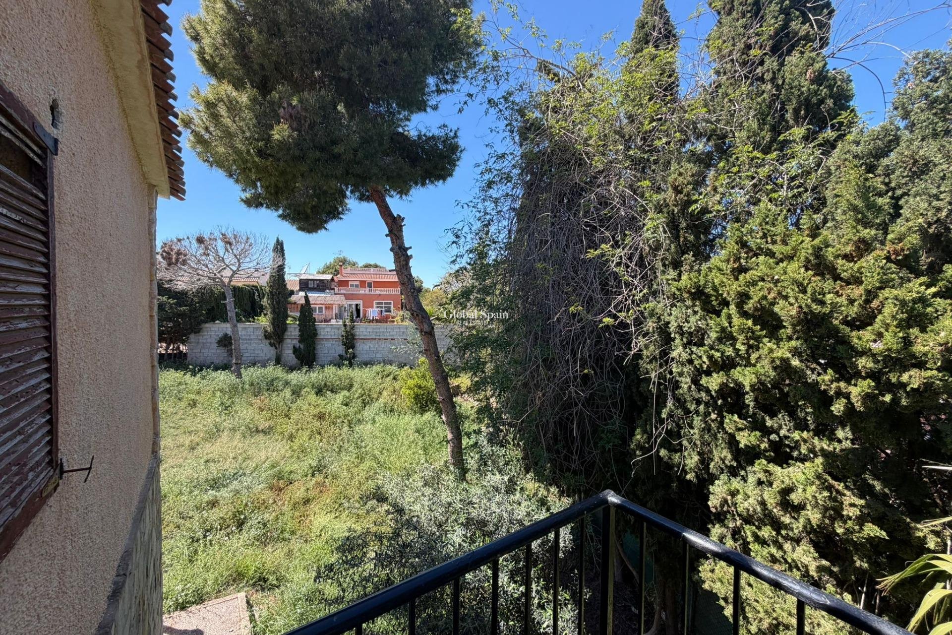 Wederverkoop - VILLA -
TORREVIEJA - LOS BALCONES - LOS ALTOS