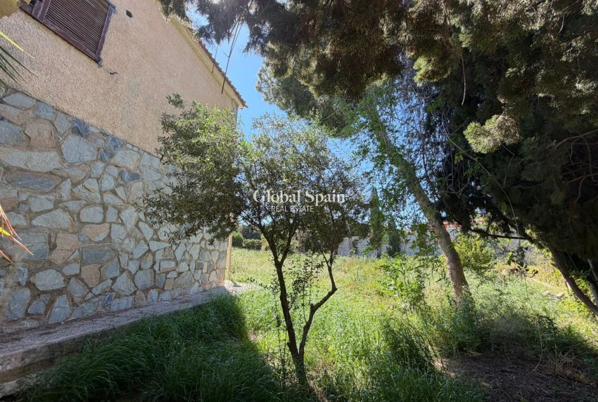 Wederverkoop - VILLA -
TORREVIEJA - LOS BALCONES - LOS ALTOS