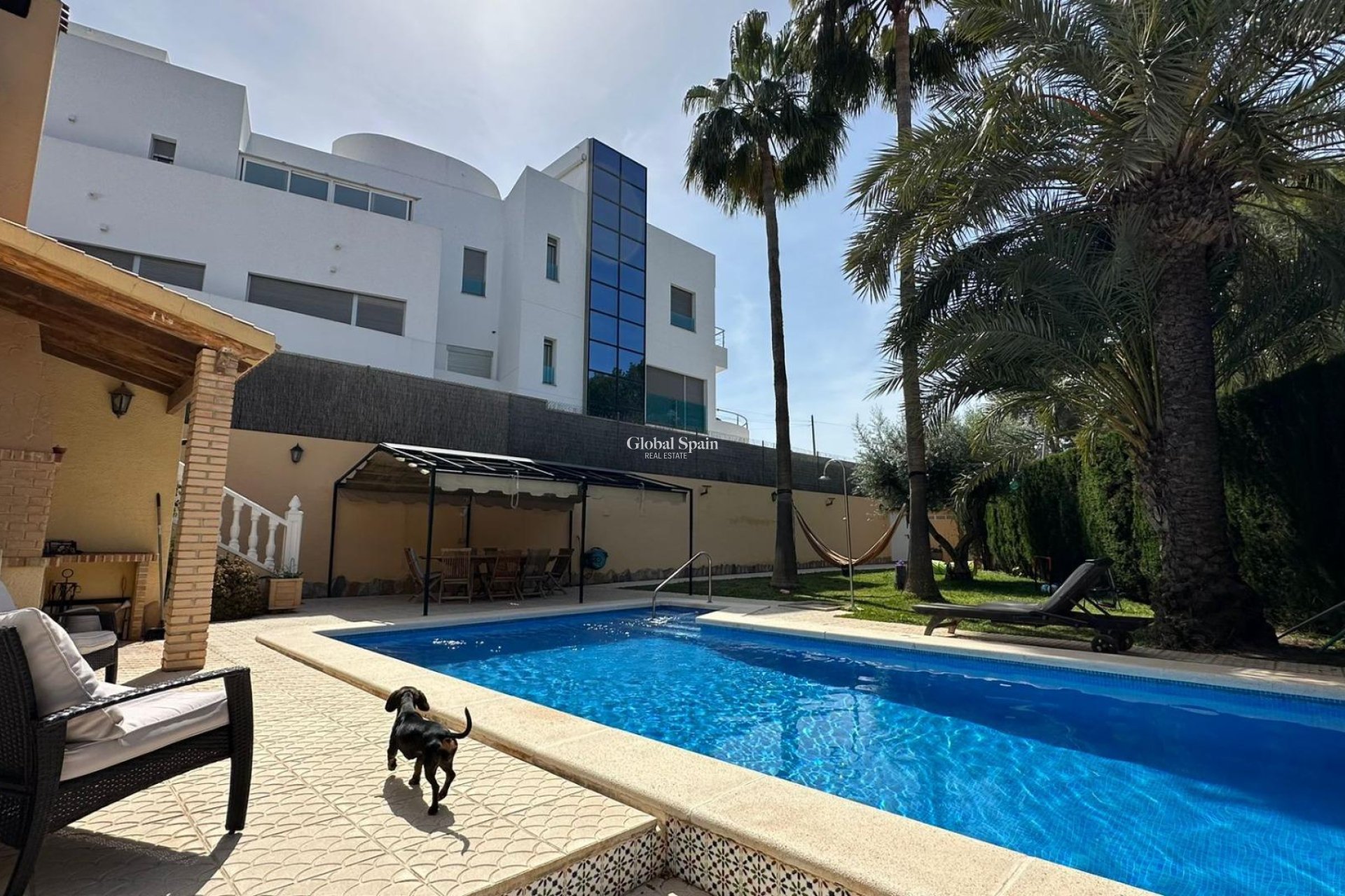 Wederverkoop - VILLA -
TORREVIEJA - LOS BALCONES - LOS ALTOS
