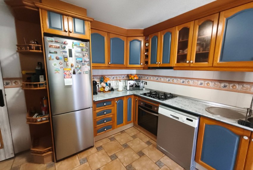 Wederverkoop - VILLA -
TORREVIEJA - LOS BALCONES - LOS ALTOS