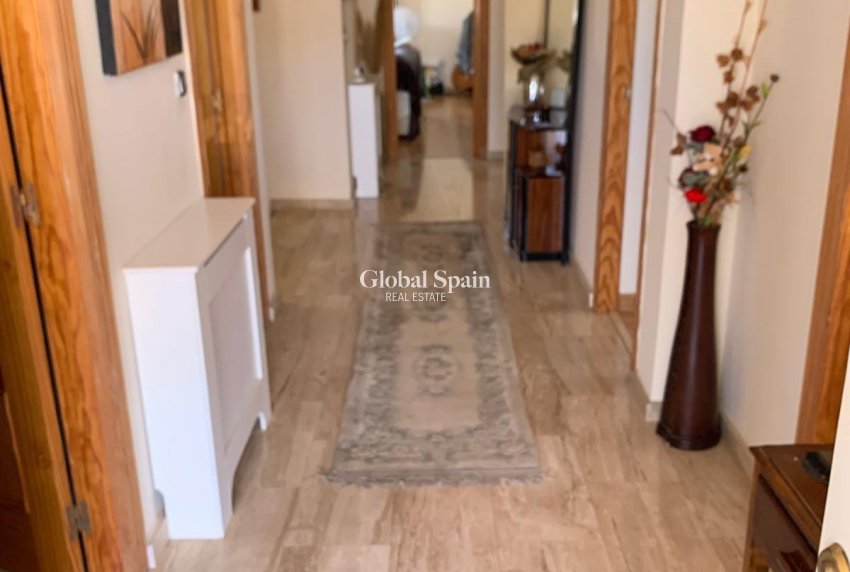 Wederverkoop - VILLA -
TORREVIEJA - LOS BALCONES - LOS ALTOS