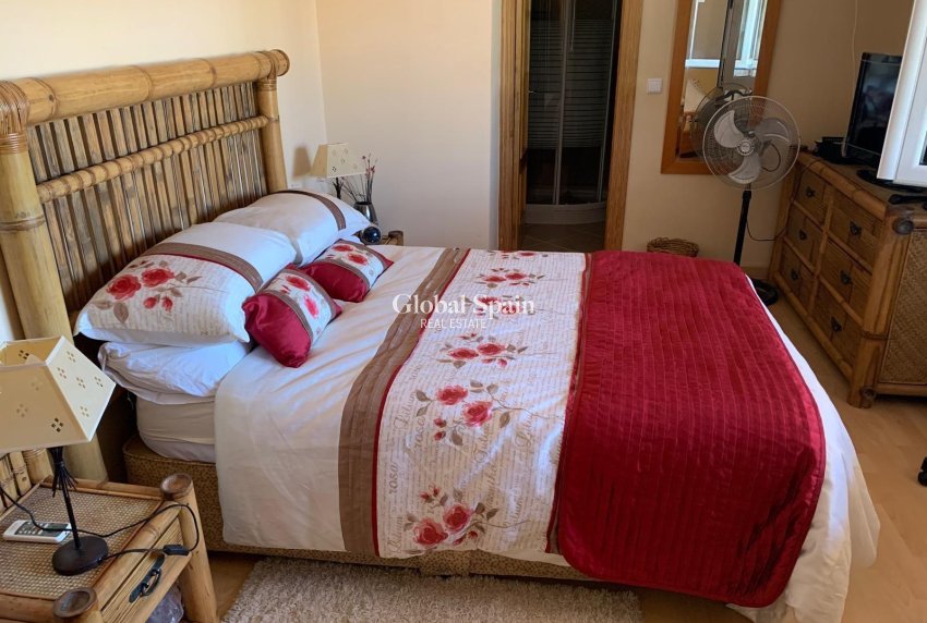 Wederverkoop - VILLA -
TORREVIEJA - LOS BALCONES - LOS ALTOS